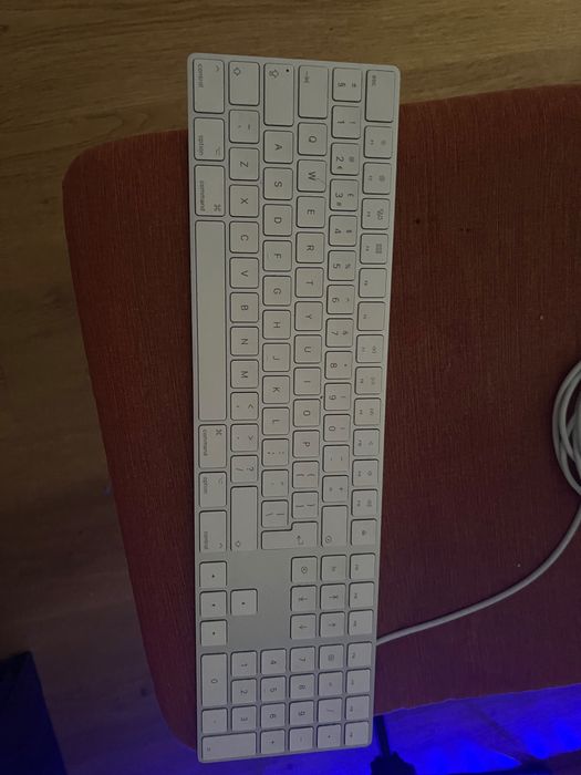 Magic apple keyboard