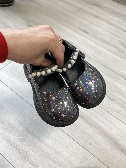 Туфлі для дівчинки