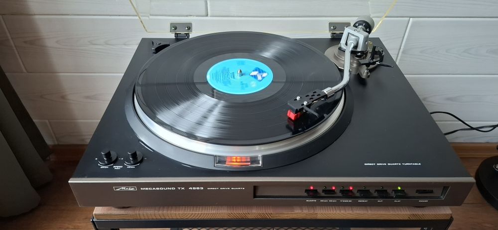 Gramofon Metz TX 4963.