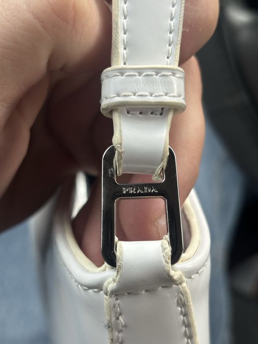 Женская сумка Prada Cleo Shoulder Bag in white