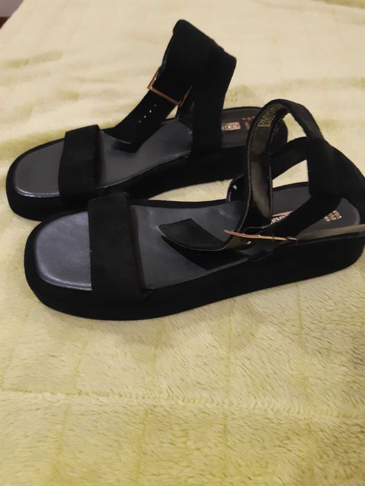 Sandálias pretas Primark