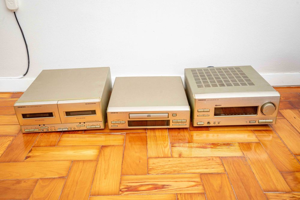 Aparelhagem onkyo em 3 modulos