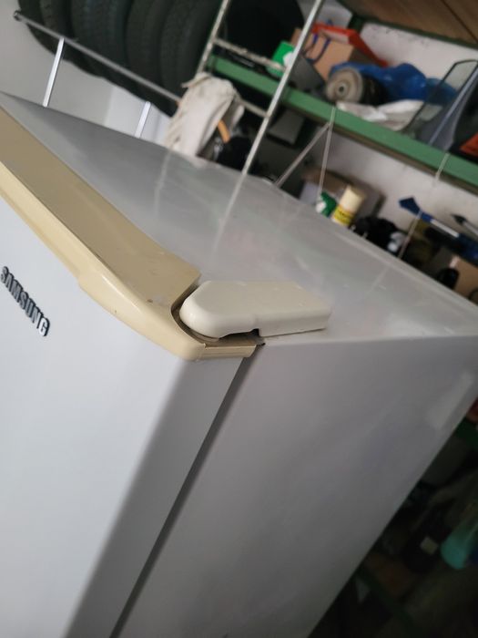 Двокамерний холодильник Samsung RT-29CVPW