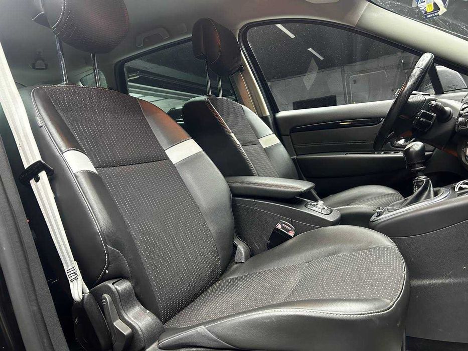 Renault Megane Scenic 2013