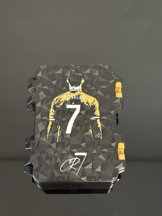 Caixa CR7 para cromos da coleção do Mundial FIFA 2026