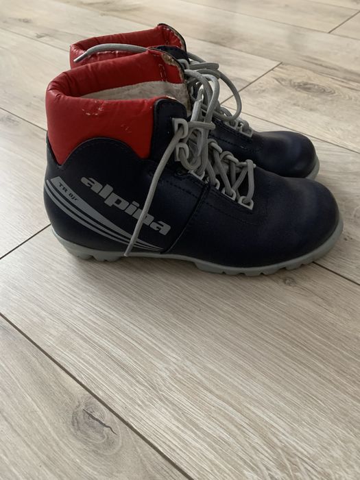 Взуття для лиж alpina