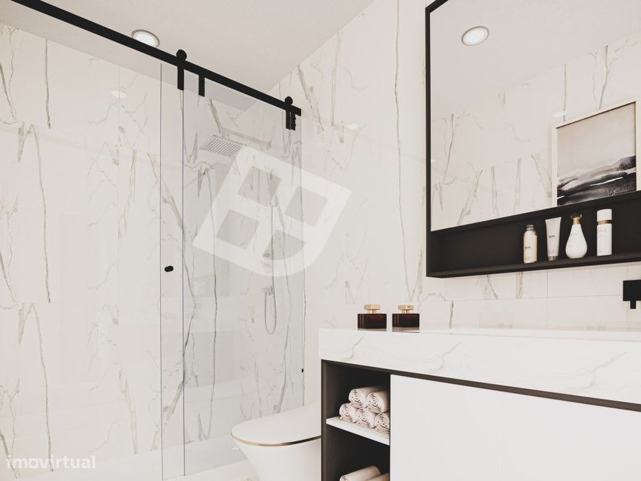 Apartamento T2 c/ Varanda - Centro de Aveiro