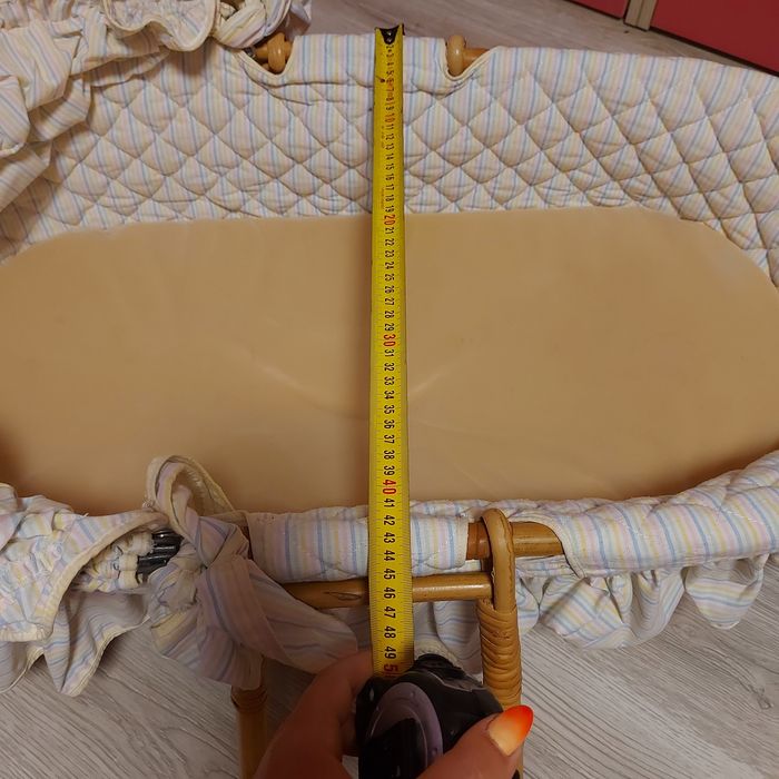 Wiklinowy kosz mojżesza z budką