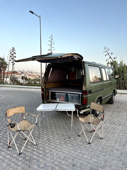 Toyota Hiace vlh51v 1987