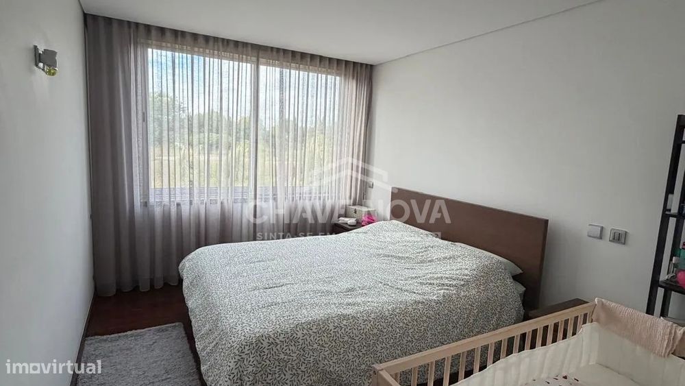 APARTAMENTO T2 | CANIDELO | 103 M² | VARANDA 5,60 M² | BOX 17,50 M² |