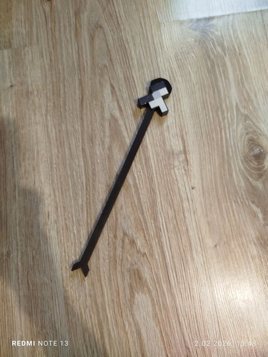 Łuk z Minecraft z strzałą