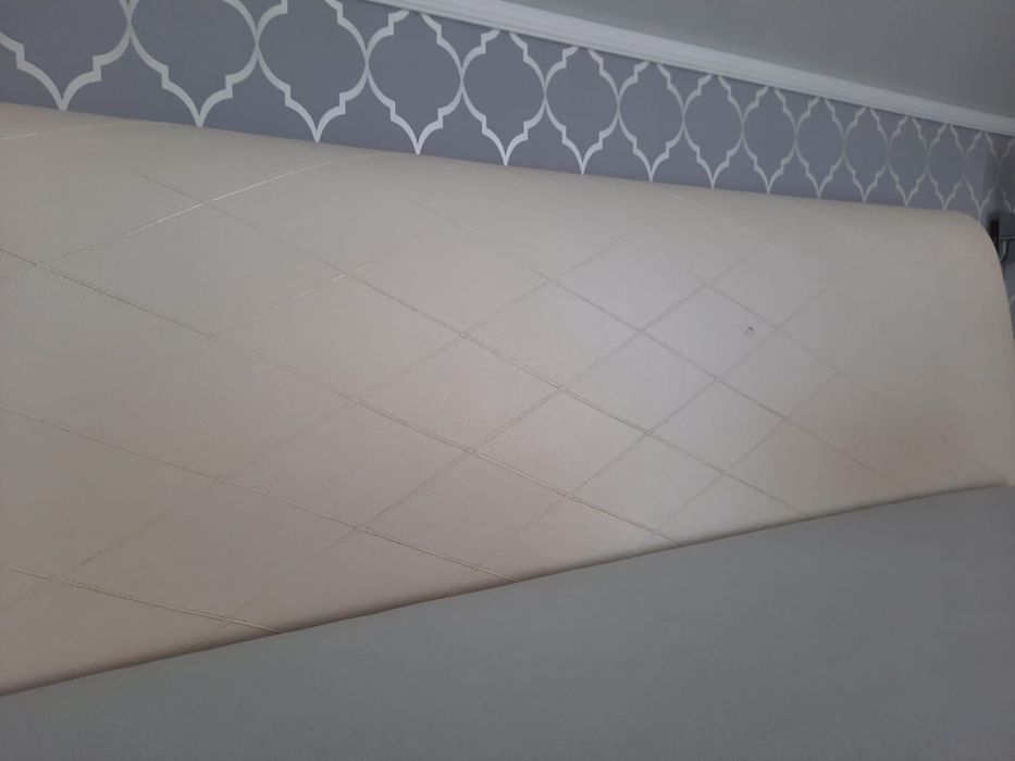 Łóżko tapicerowane dwuosobowe