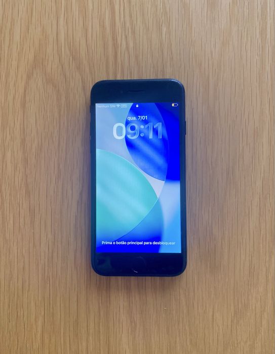 iPhone SE 2022 (3ª Geração)  - 64 Gb