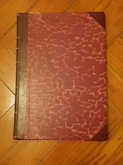 Vendo 14 volumes encadernados da revista Seara Nova. Negociável.