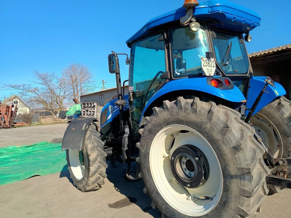 Продам Трактор 2016 года