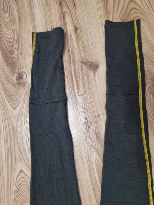 Odzież termiczna legginsy Helly hansen 11-12lat 152cm