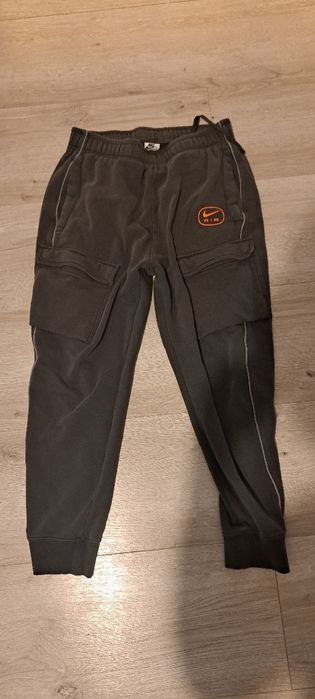 Spodnie nike młodzieżowe