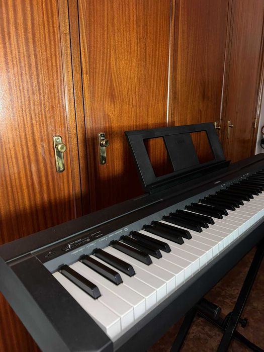 Piano Yamaya P45