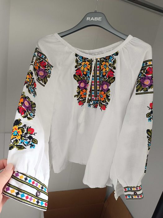 Вишиванка для дівчинки