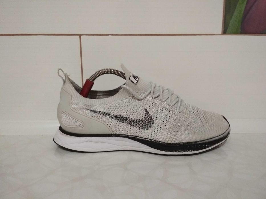 Кросівки Nike 43,5 розмір 27,5-28 см