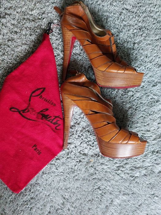 Louboutin sandały platformy szpilki camel Gladiatorki 40 39 auth.