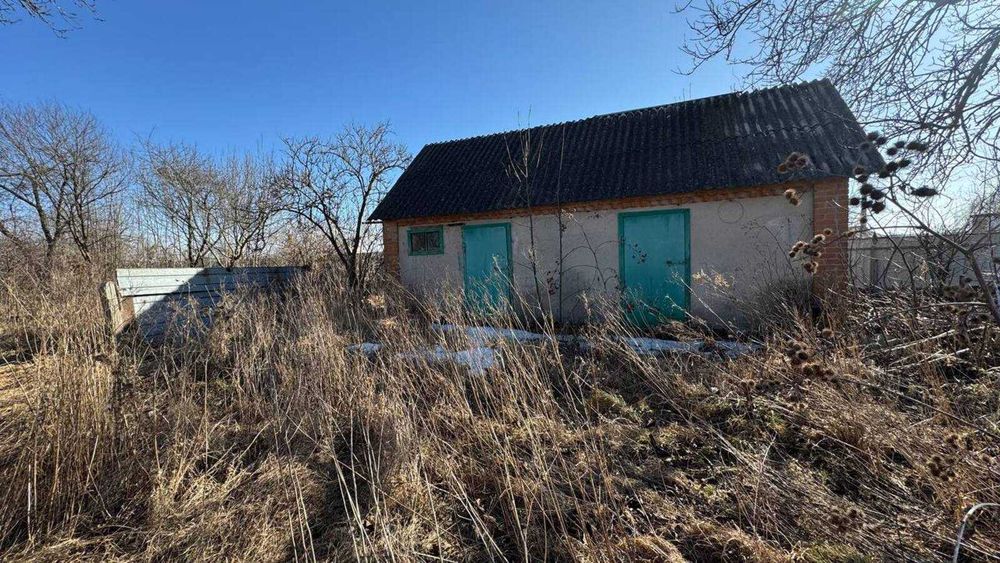 Продам будинок з великою ділянкою в Слободі Дашковецька