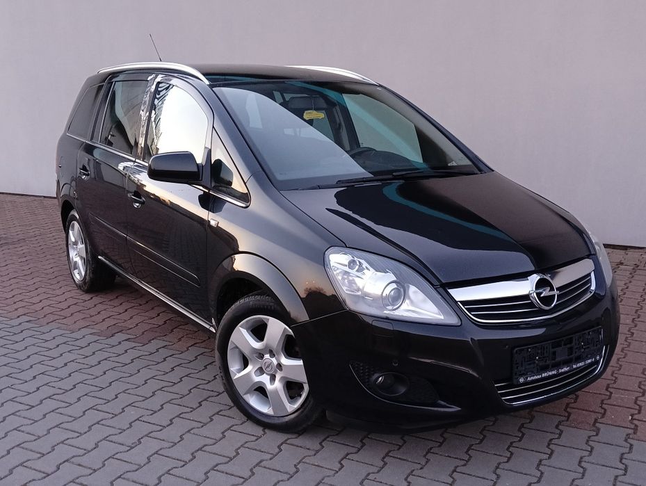 Opel Zafira Cosmo/ 1,8/140 Km/Benzyna/Bixenon/7 osób/