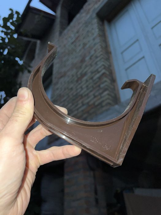 Продаю пластикові РиНвИ Budmat ProAqua, комплект коричневого кольору!