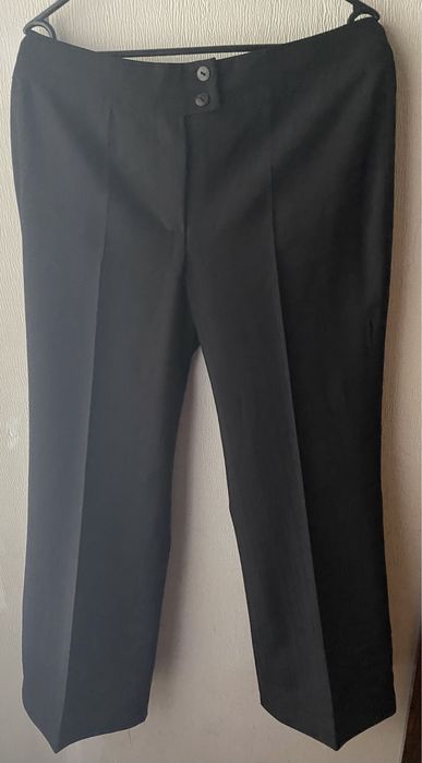 Damskie klasyczne spodnie