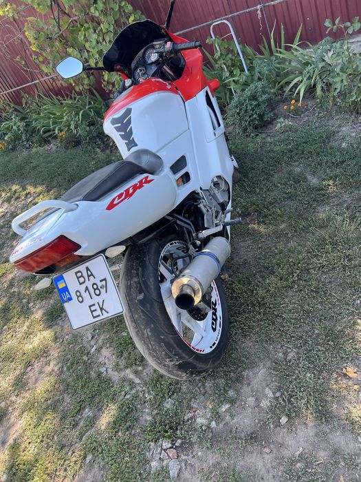 Продам Honda cbr 600 f