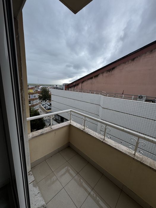 Arrendo Quarto com varanda Vila Franca de Xira