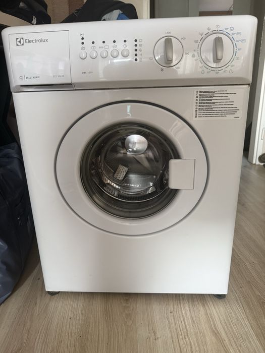 Pralka mini slim Electrolux  EWC1350