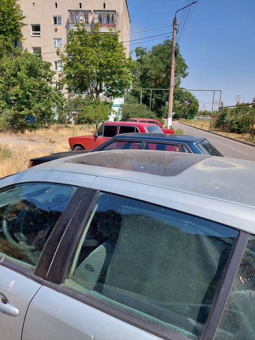 Рено лагуна 2 ,дизель 1,9