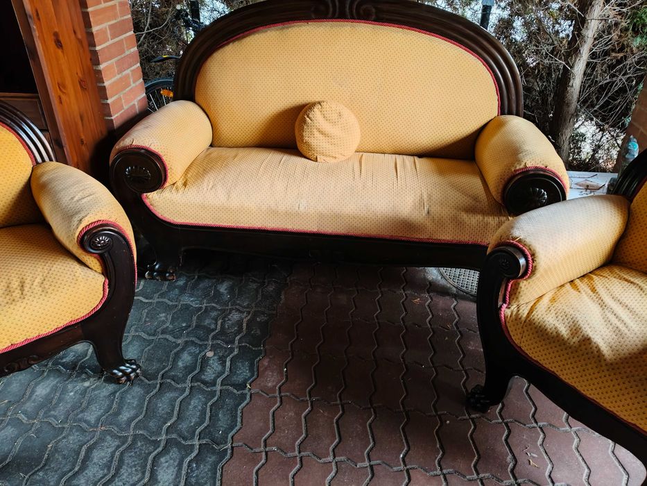 Sofa i fotele z XIX w.