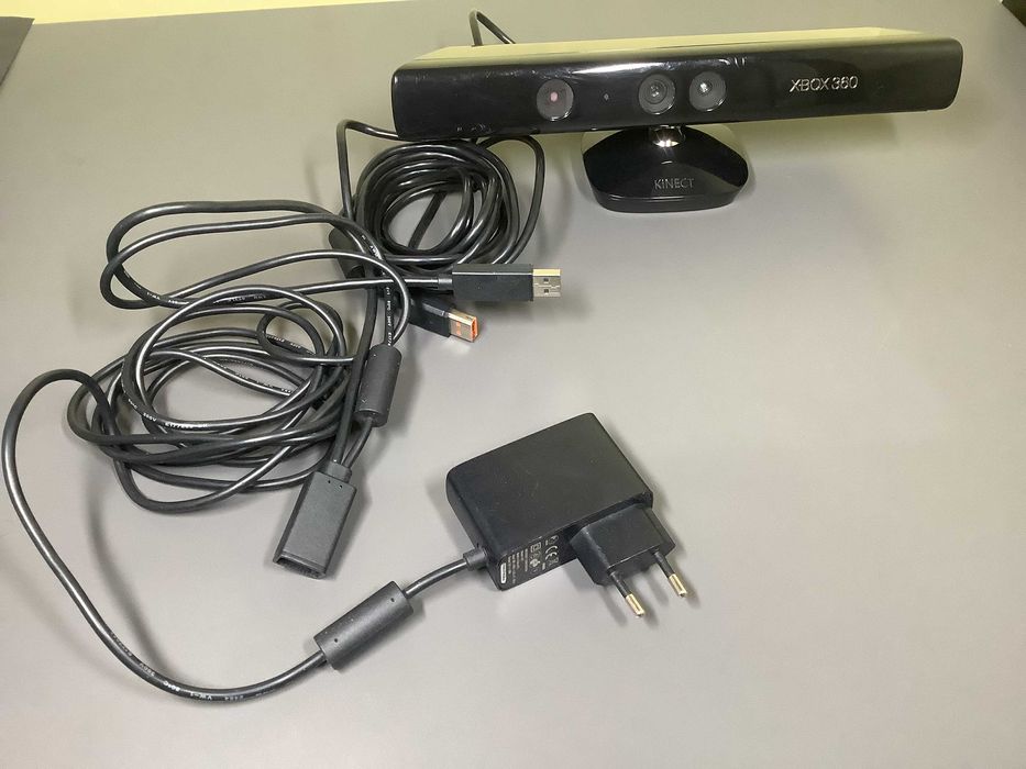 Microsoft Kinect Xbox 360 (model 1431) + zasilacz, adapter - sprawny