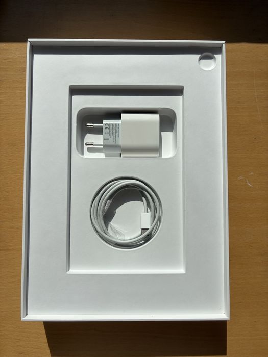 iPad Air 4 - 64GB515212554651586566