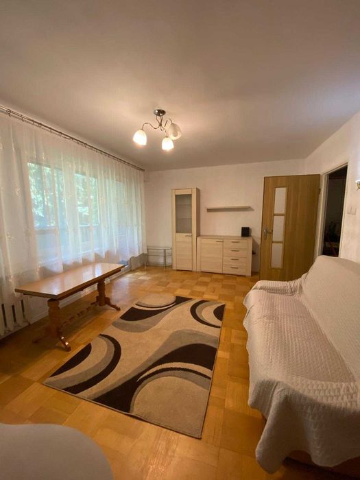 Wynajmę duży pokój z balkonem studentce - Białystok ul. Skorupska