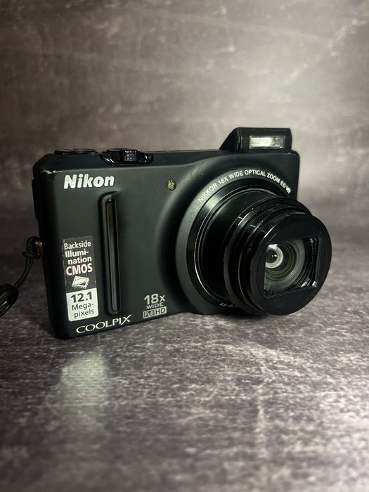 Nikon coolpix s9100