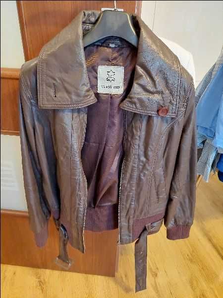 Sprzedam damską kurtkę ze skóry z paskiem