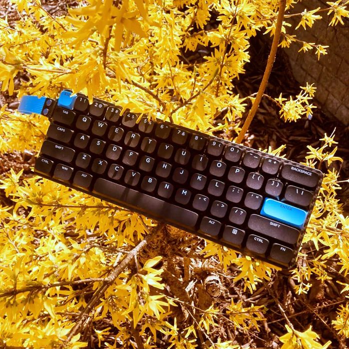 Epomaker Carbon60 Low Profile - klawiatura z wlókna węglowego