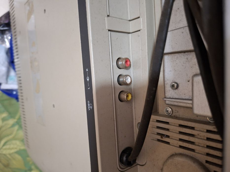 Old TV that works64752310647169124