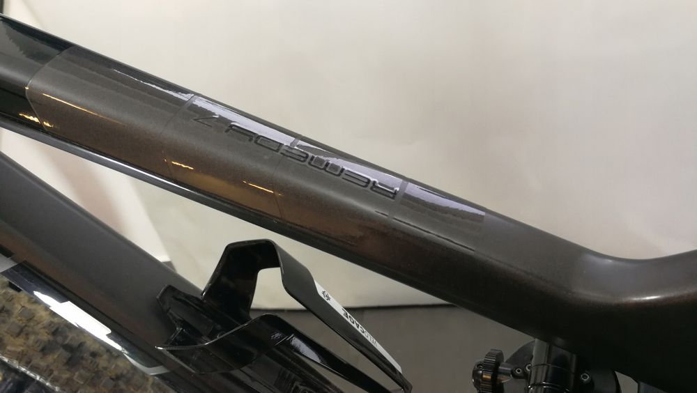 BEZBARWNY FramePAD Ochraniacz na ramę roweru 45cm