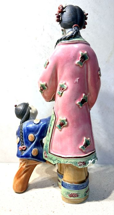 Conjunto de 3 antigas figuras chinesas em porcelana cerâmica policromada Wucai - marcadas