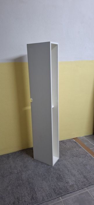 Móvel TV suspenso