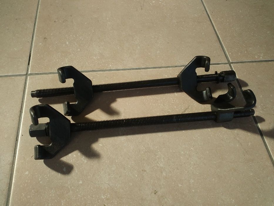 Grampos de molas de suspensão