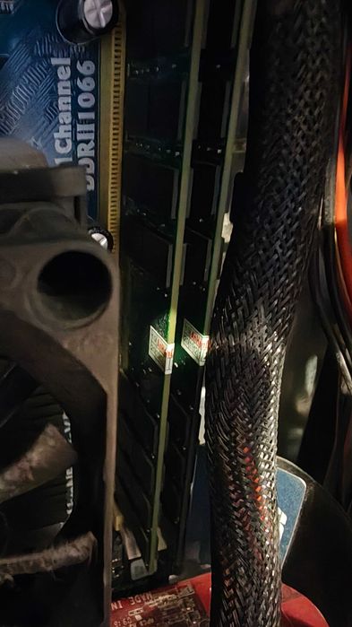 Komputer stacjonarny AMD Athlon X2 / 8 GB RAM / GTX 260 / Windows 10
