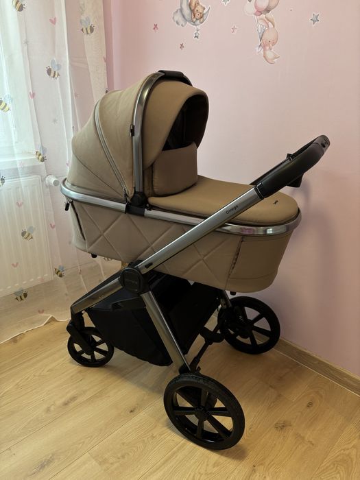 Wózek dziecięcy Carello Omega 2025 2w1 – beżowy