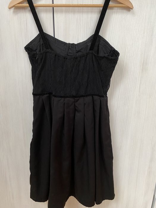 Czarna sukienka z Vintage