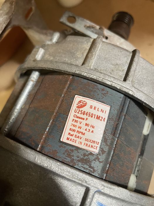 Silnik pralki 250w 600rpm 4.3a
