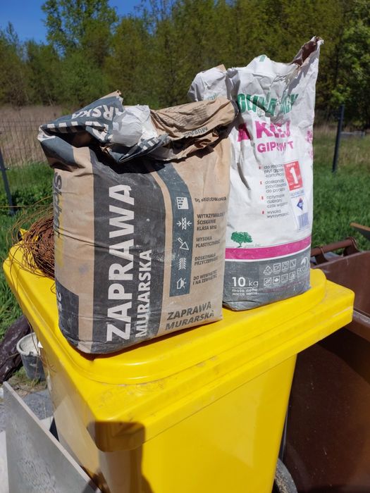 Zaprawy, taśma, pozostałosci budowlane